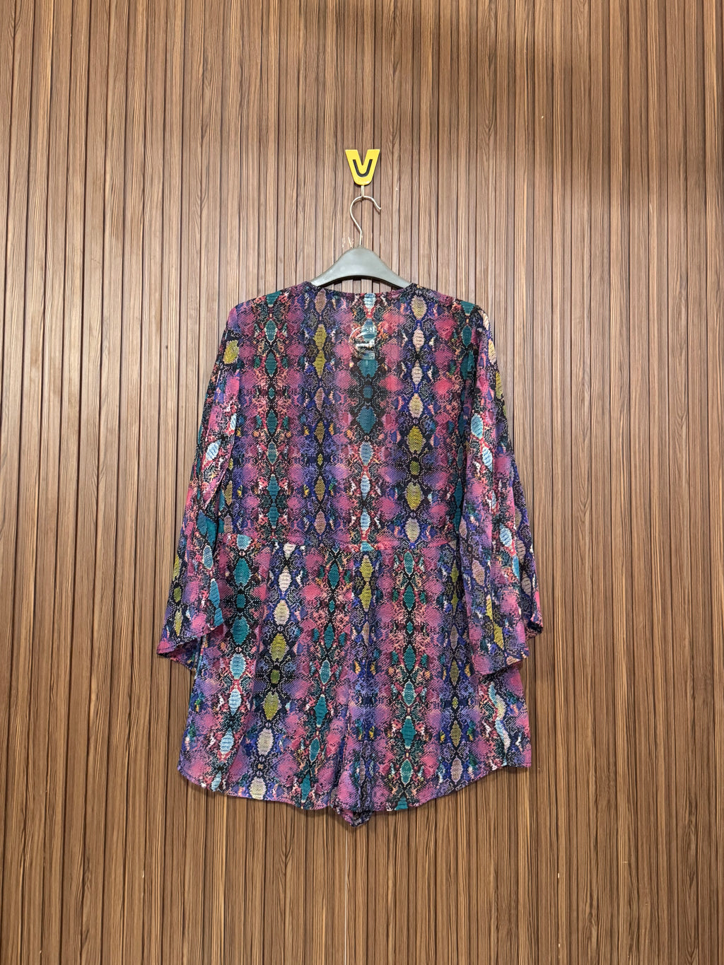 Chest 18 Length 29 Fabric Silk Shifon Elegant Shine