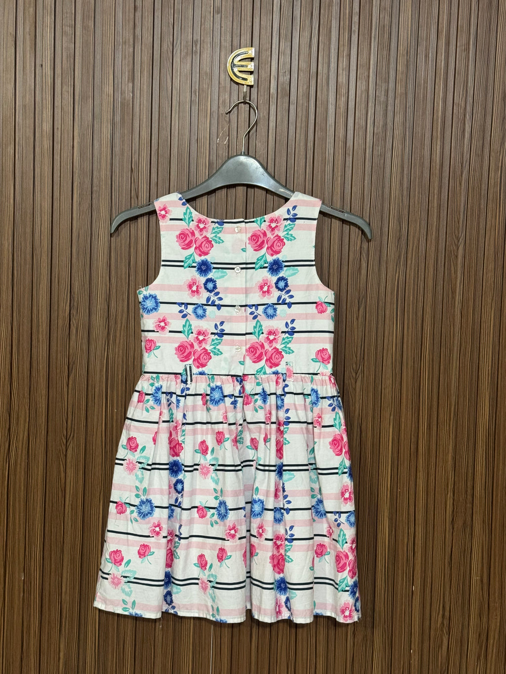 Chest 11 Length 24 Fabric Silk Shifon Eden Top