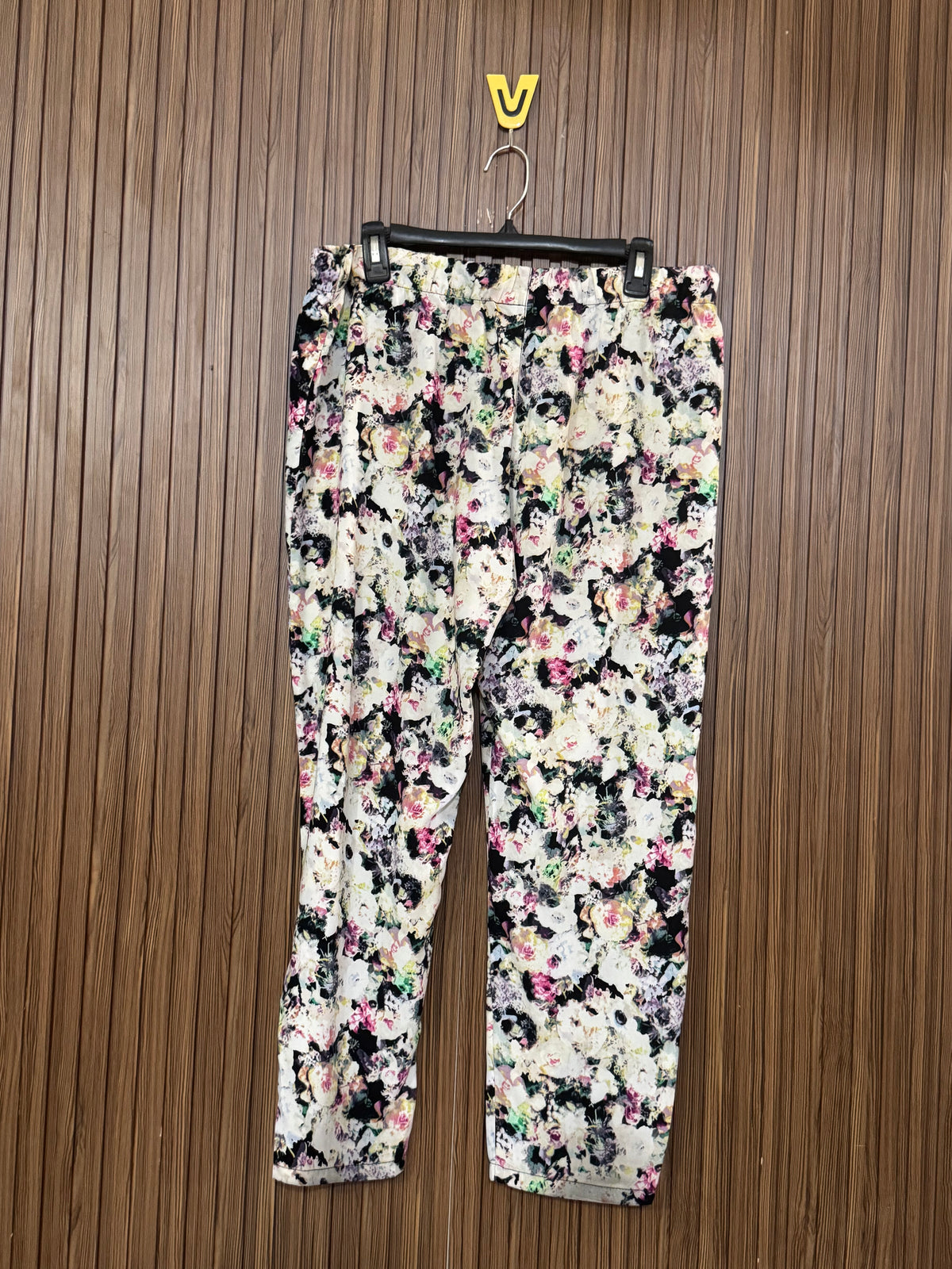 Waist 34 to 36 Length 37 Fabric Silk Classic Layer
