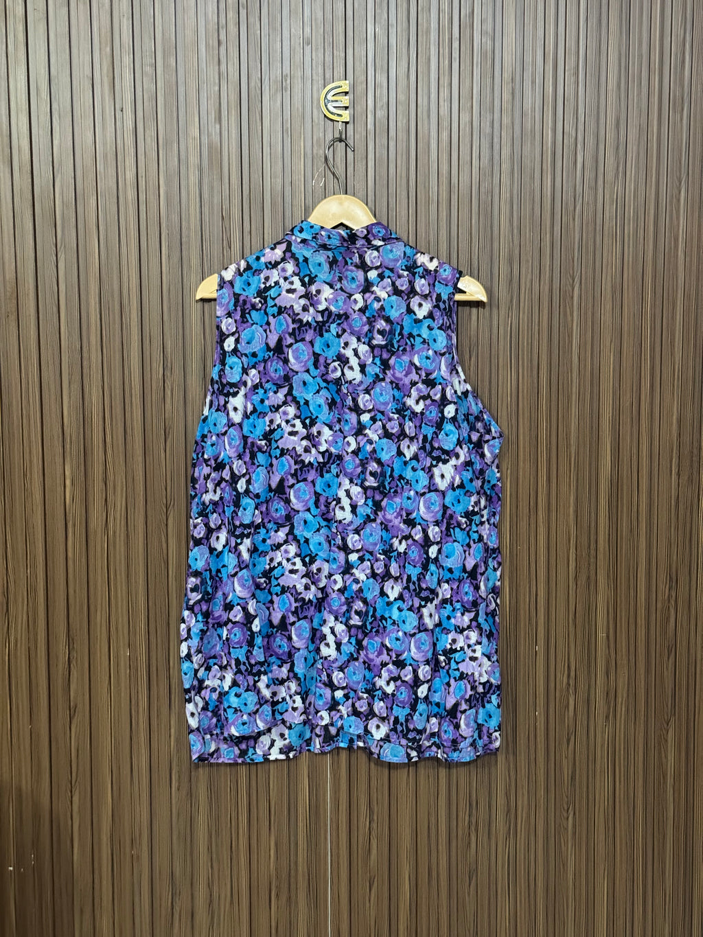 Chest 22 Length 29 Fabric Silk Cotton Wear Top