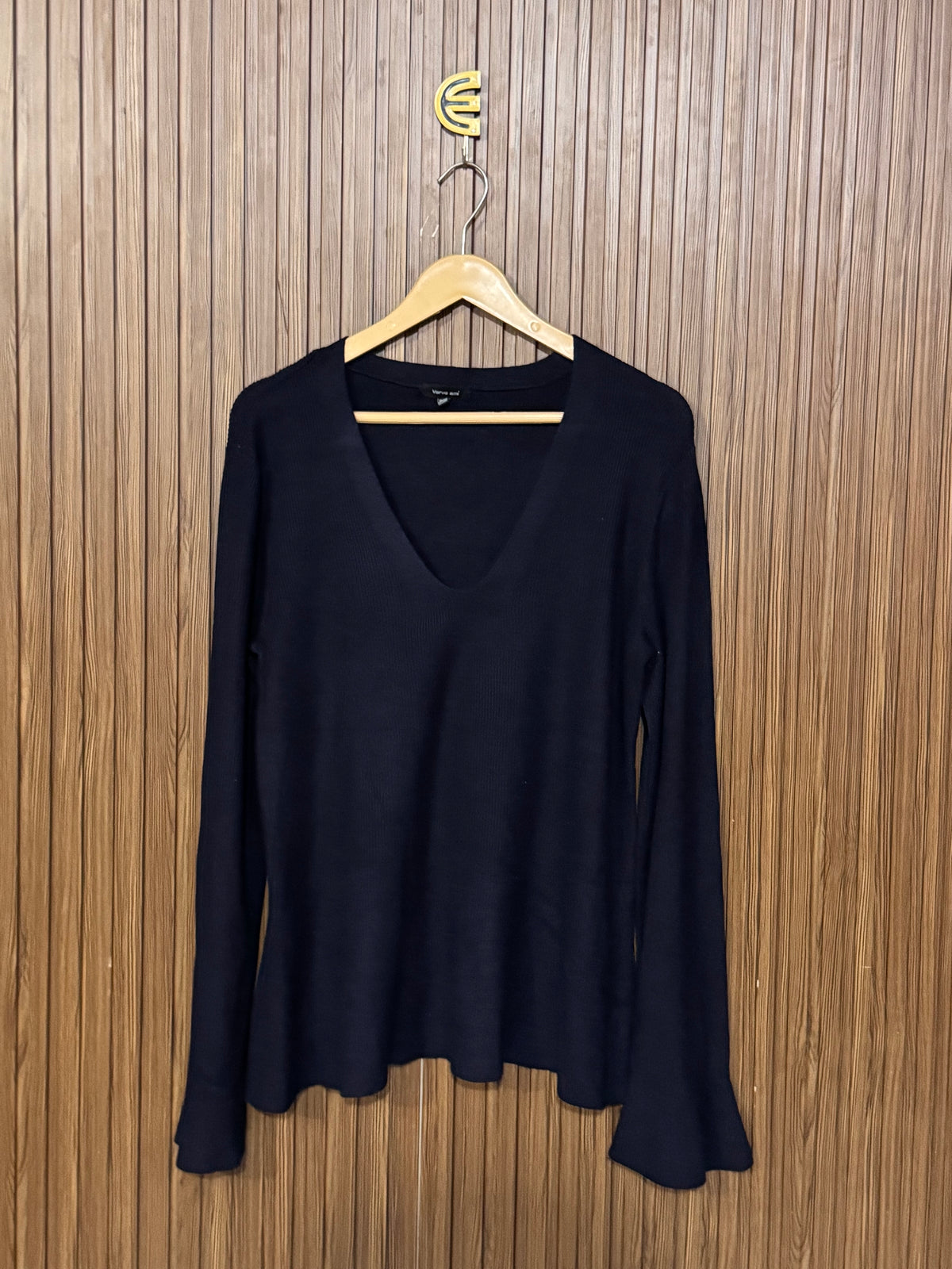 Chest 20 Length 25 Light Sweater