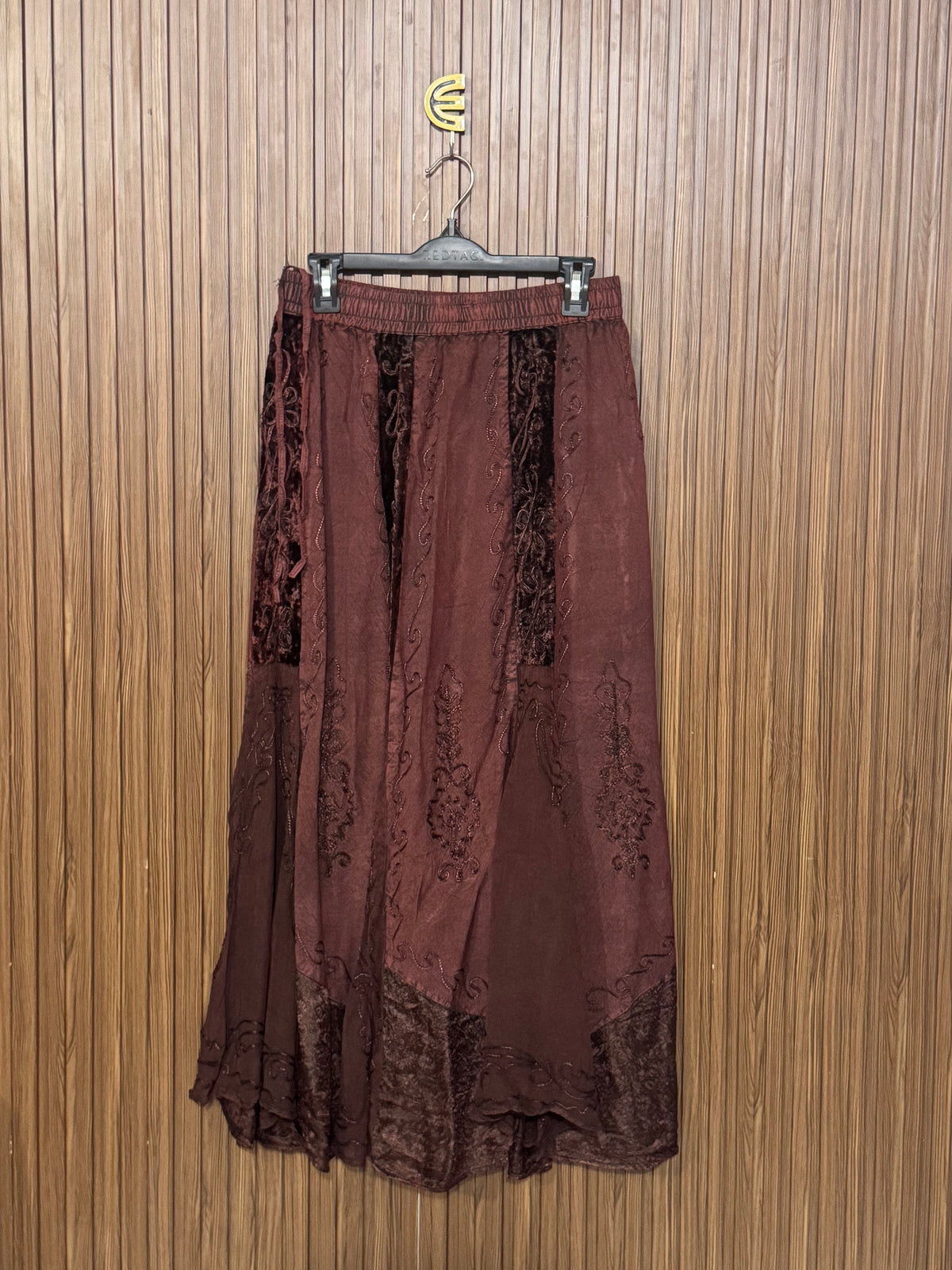Waist 28 to 30 Length 36 Fabric Silk Office Skirt