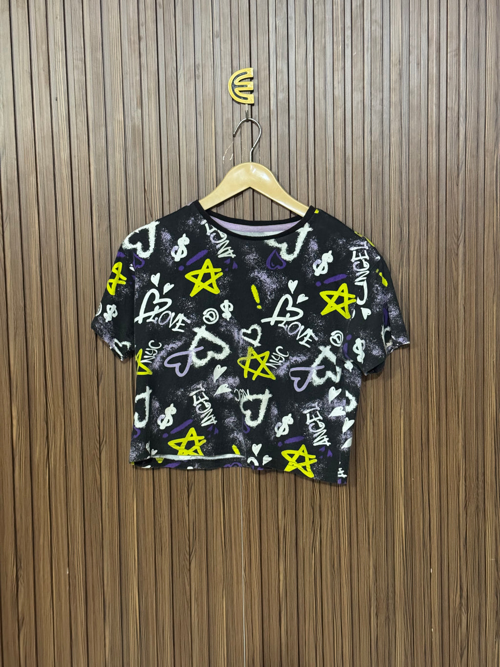 Chest 18 Length 17 Style crop top