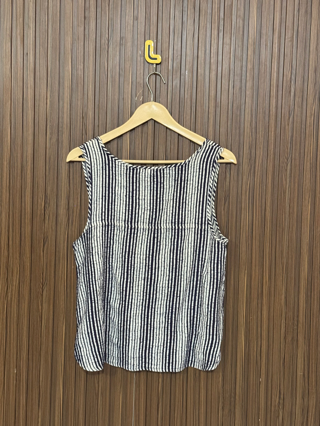 Chest 17 Length 21 Fabric Linen Glitter Sleeveless