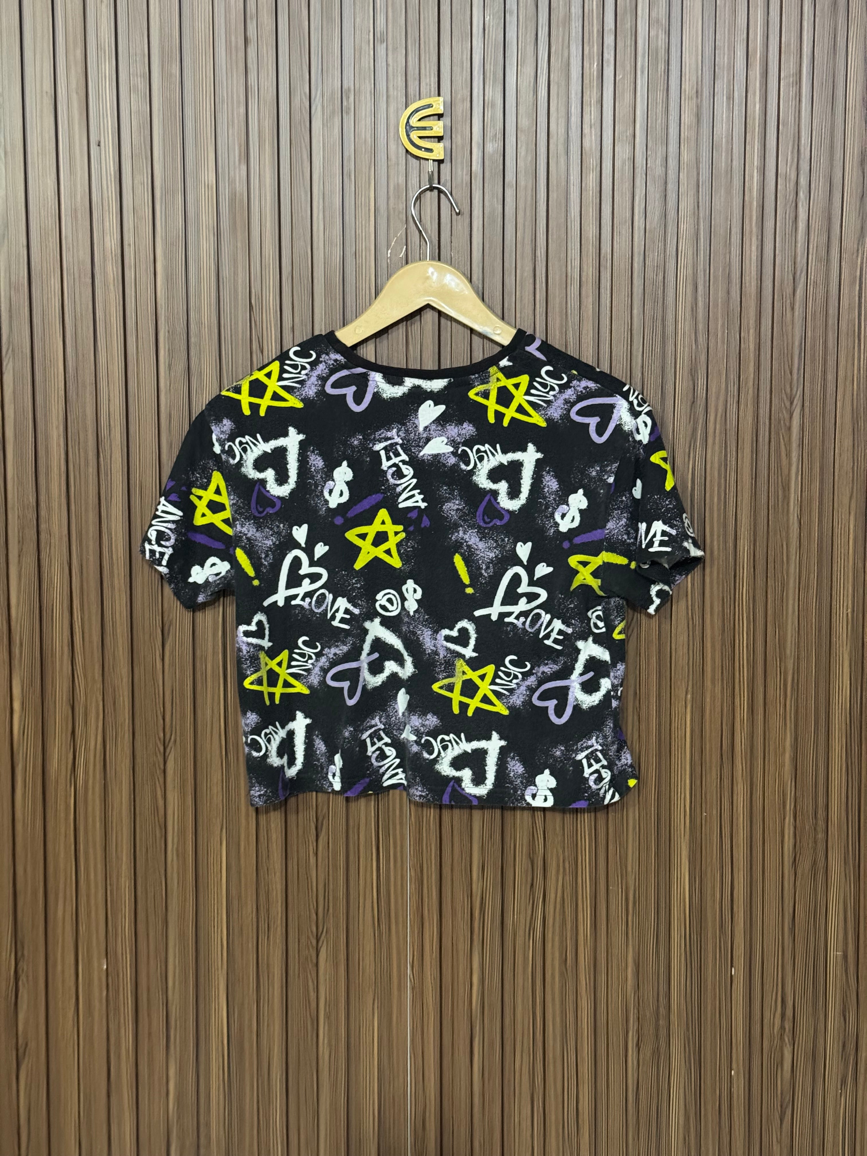 Chest 18 Length 17 Style crop top