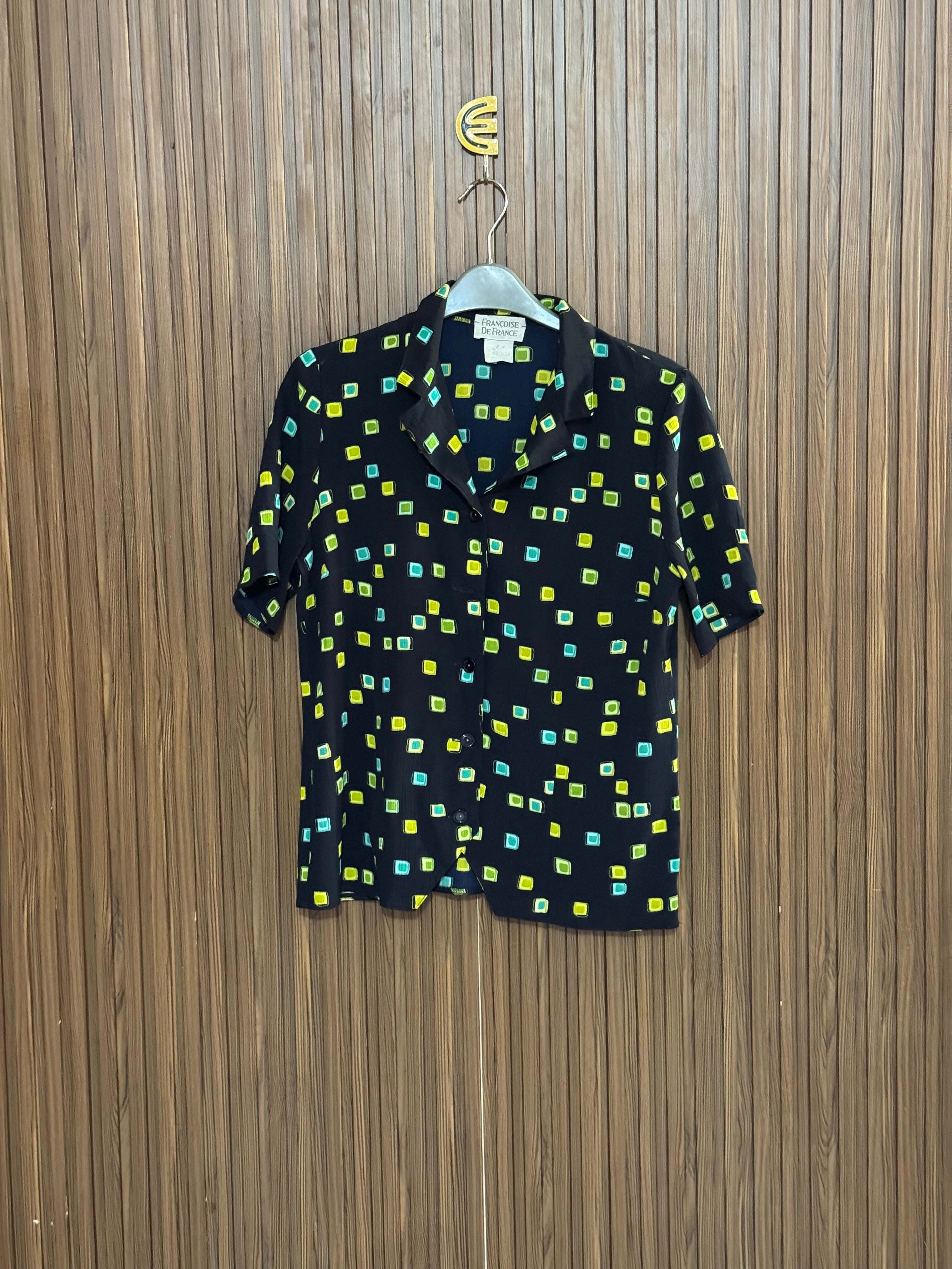 Chest 18 length 23 Fabric Shifon Black Square Print