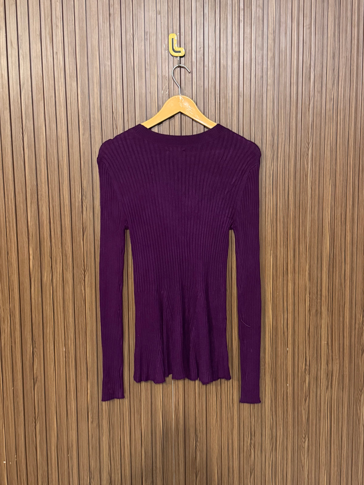 Chest 13 Length 25 Peak Wool Heavy Sweater