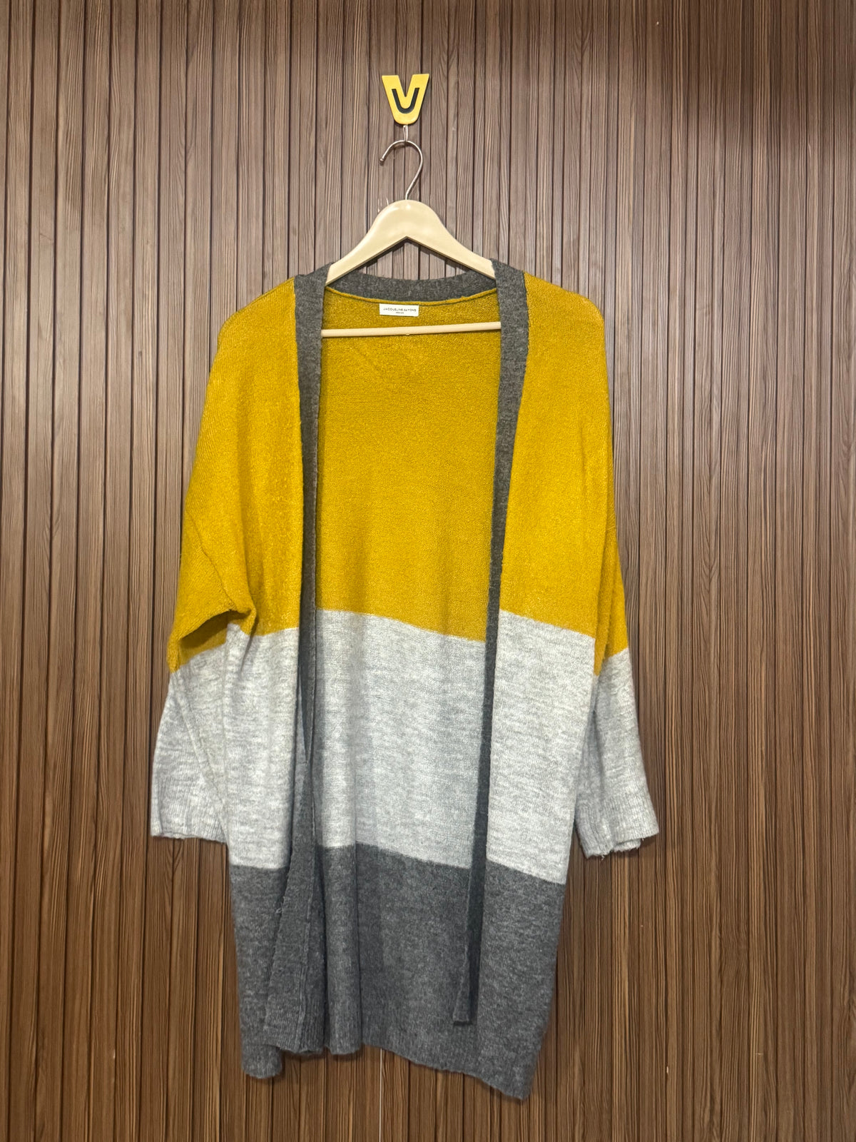 Chest Medium Length 32 Chic Front Open