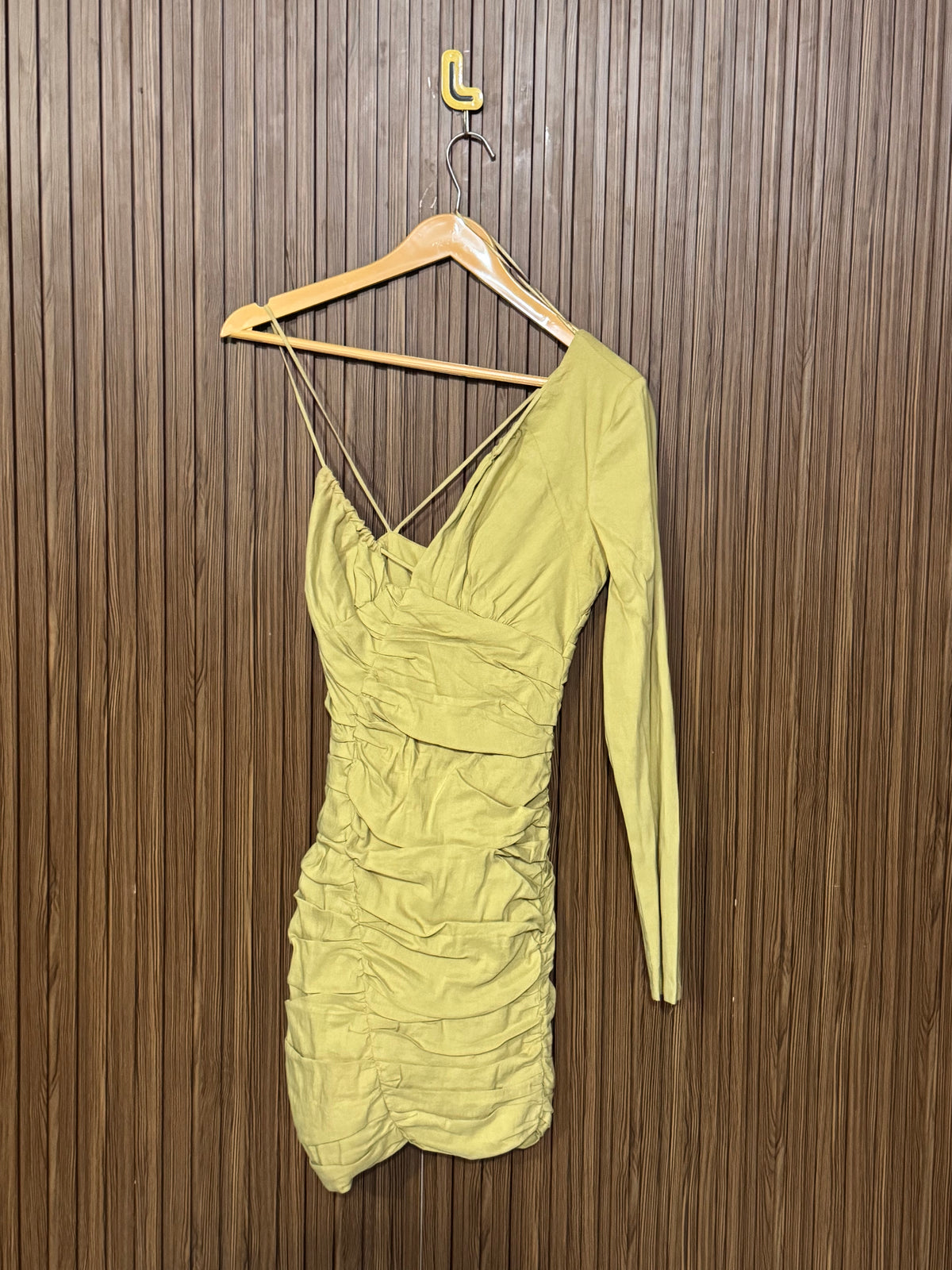 Chest 11 Length 32 Fabric Silk Glam Glow