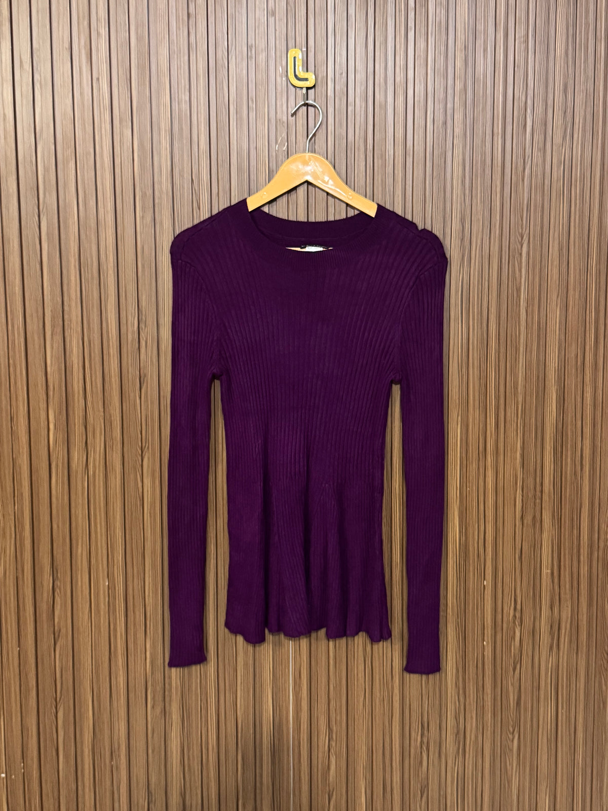 Chest 13 Length 25 Peak Wool Heavy Sweater