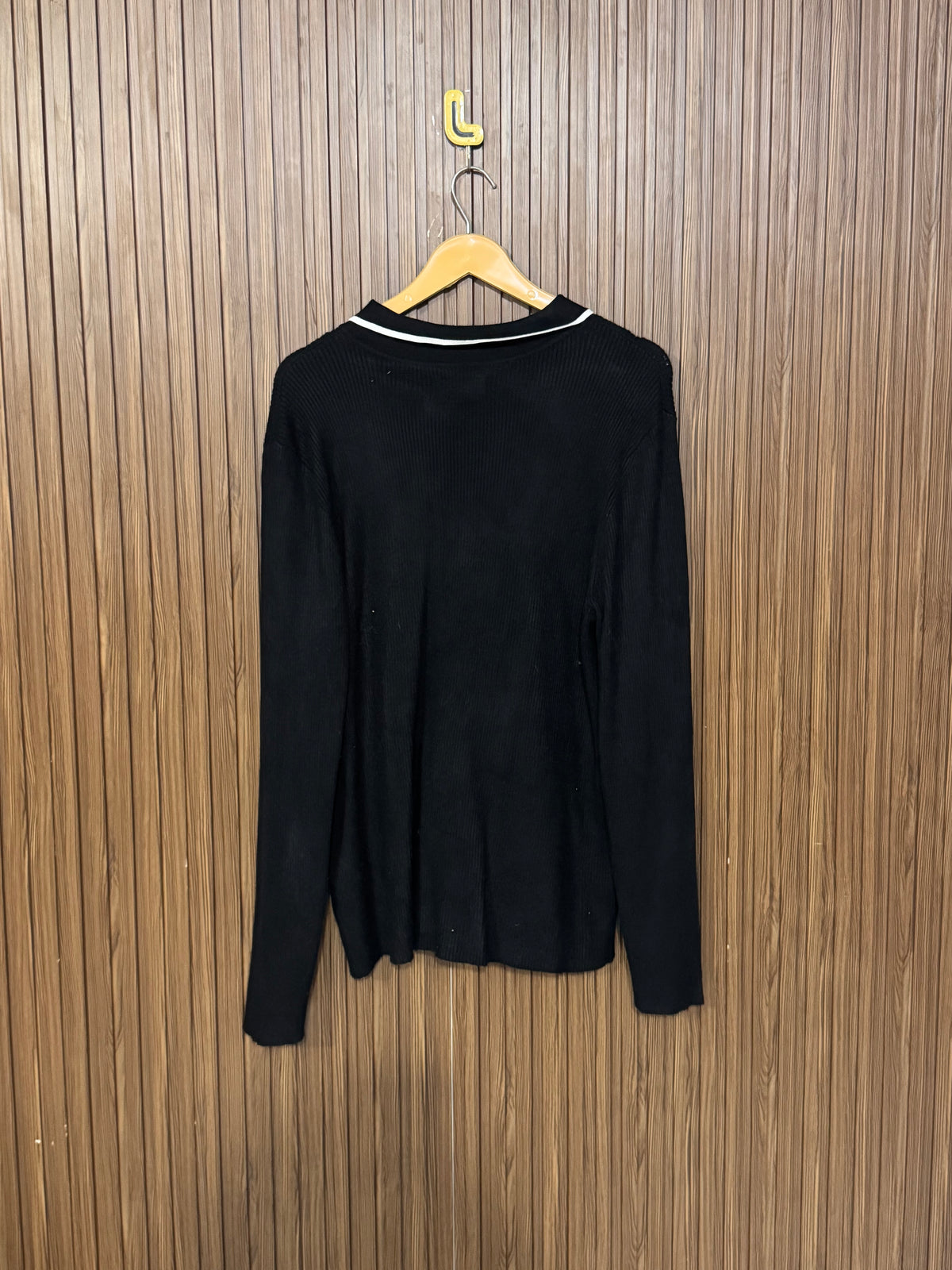 Chest 22 Length 26 Cabin Knit Heavy Sweater