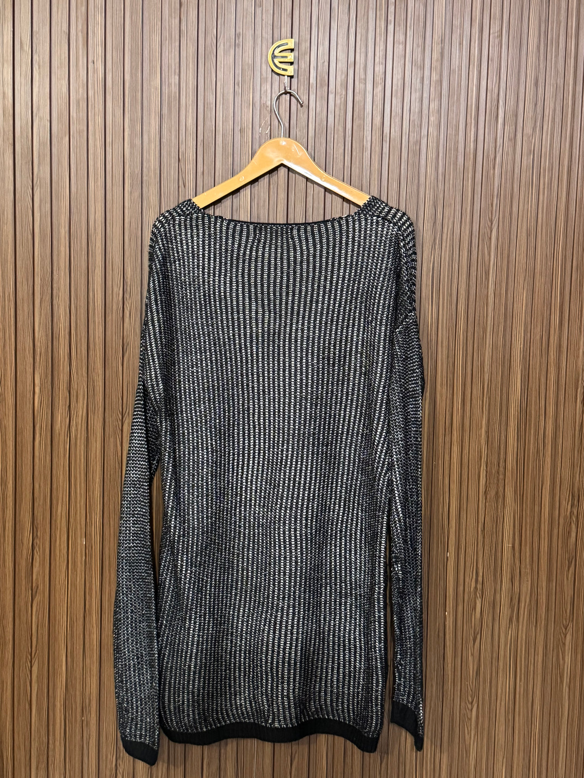 Chest 22 Length 34 Crew Neck Sweater