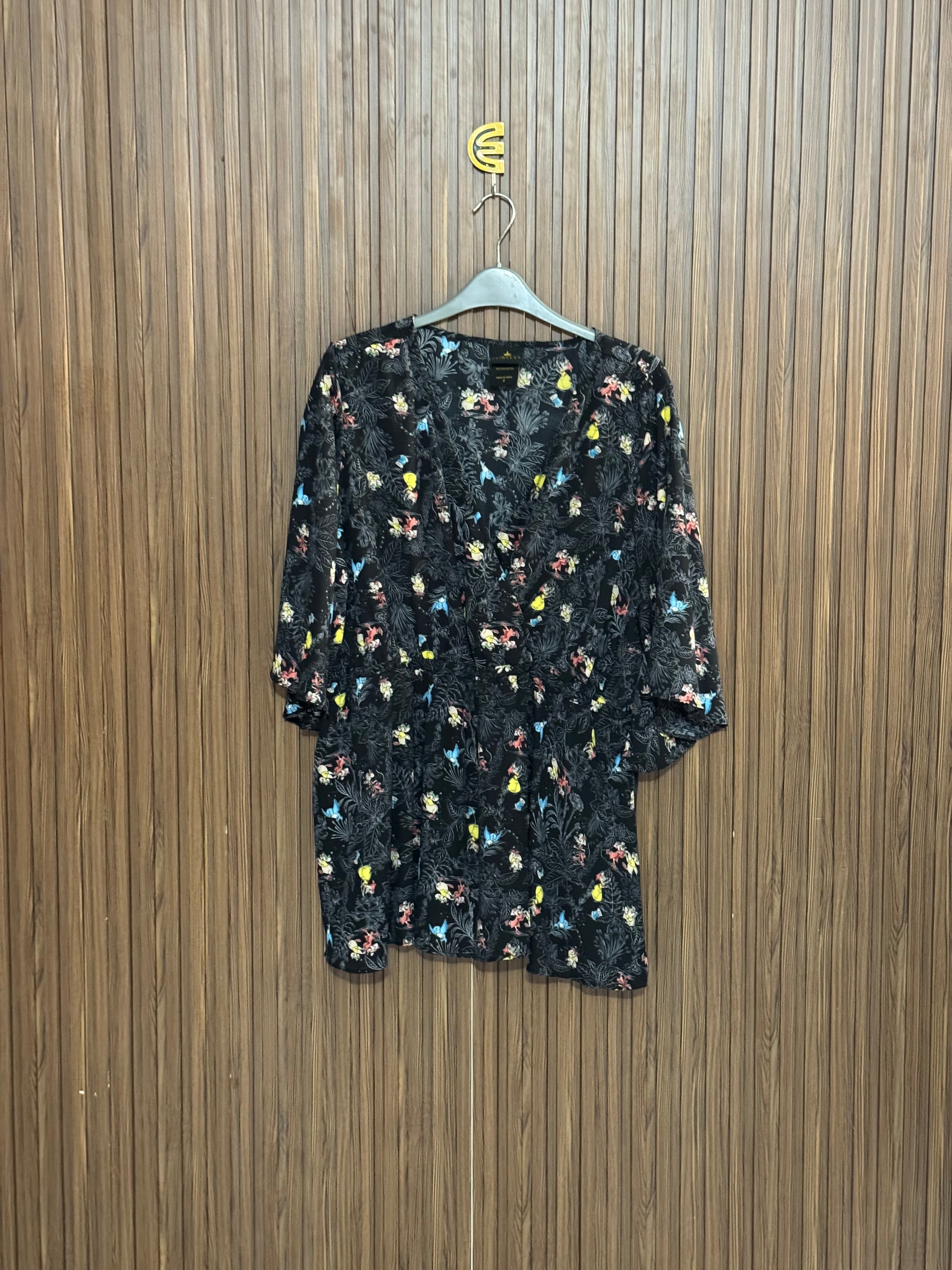 Chest 23 length 28 Fabric Nylon Scoop Neck