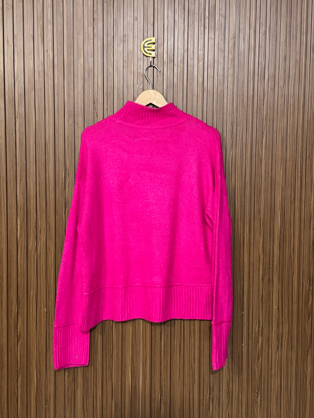 Chest 21 Length 23 Zip Sweater