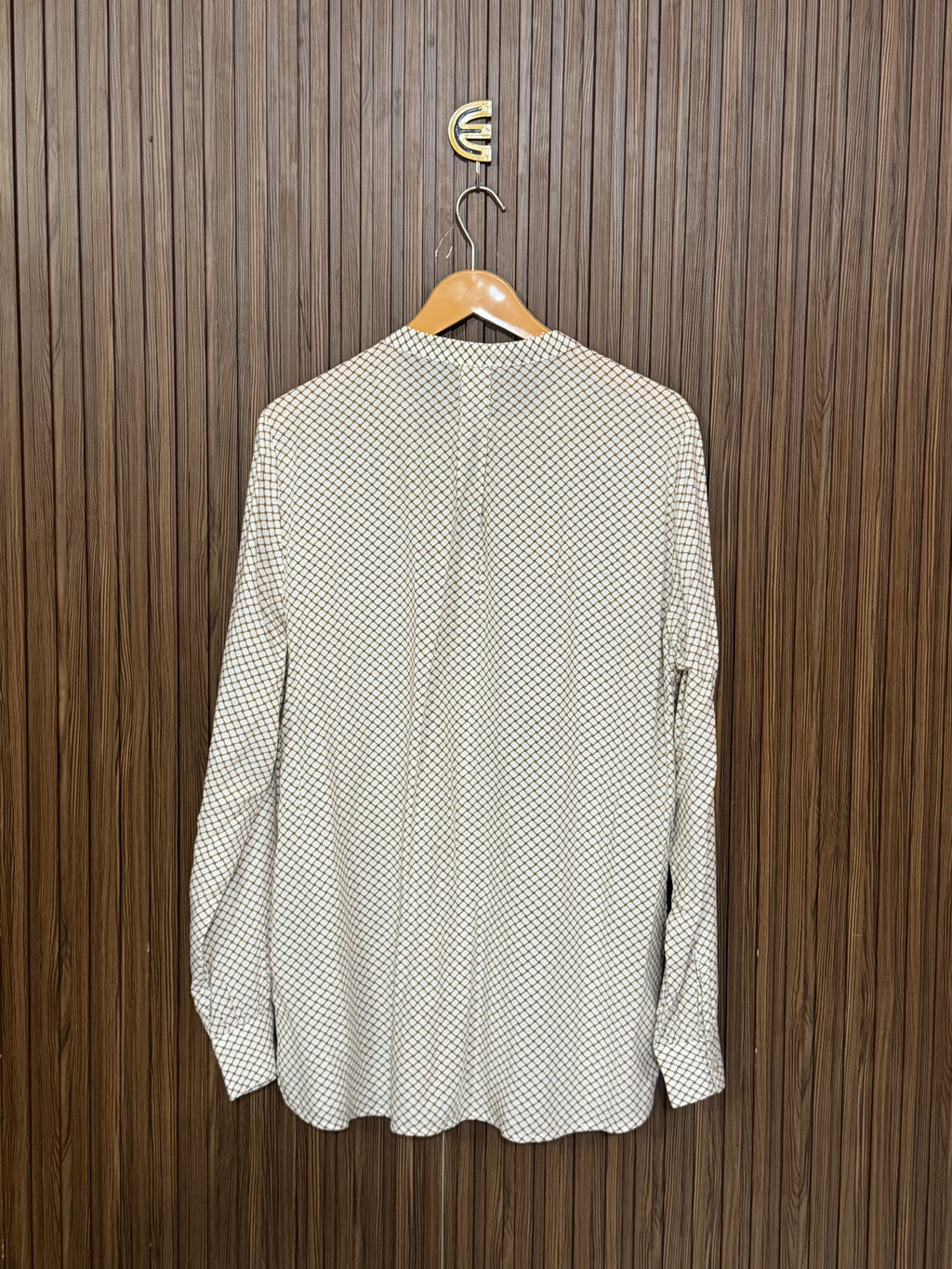 Chest 23 Length 28 Fabric Silk Lady Top