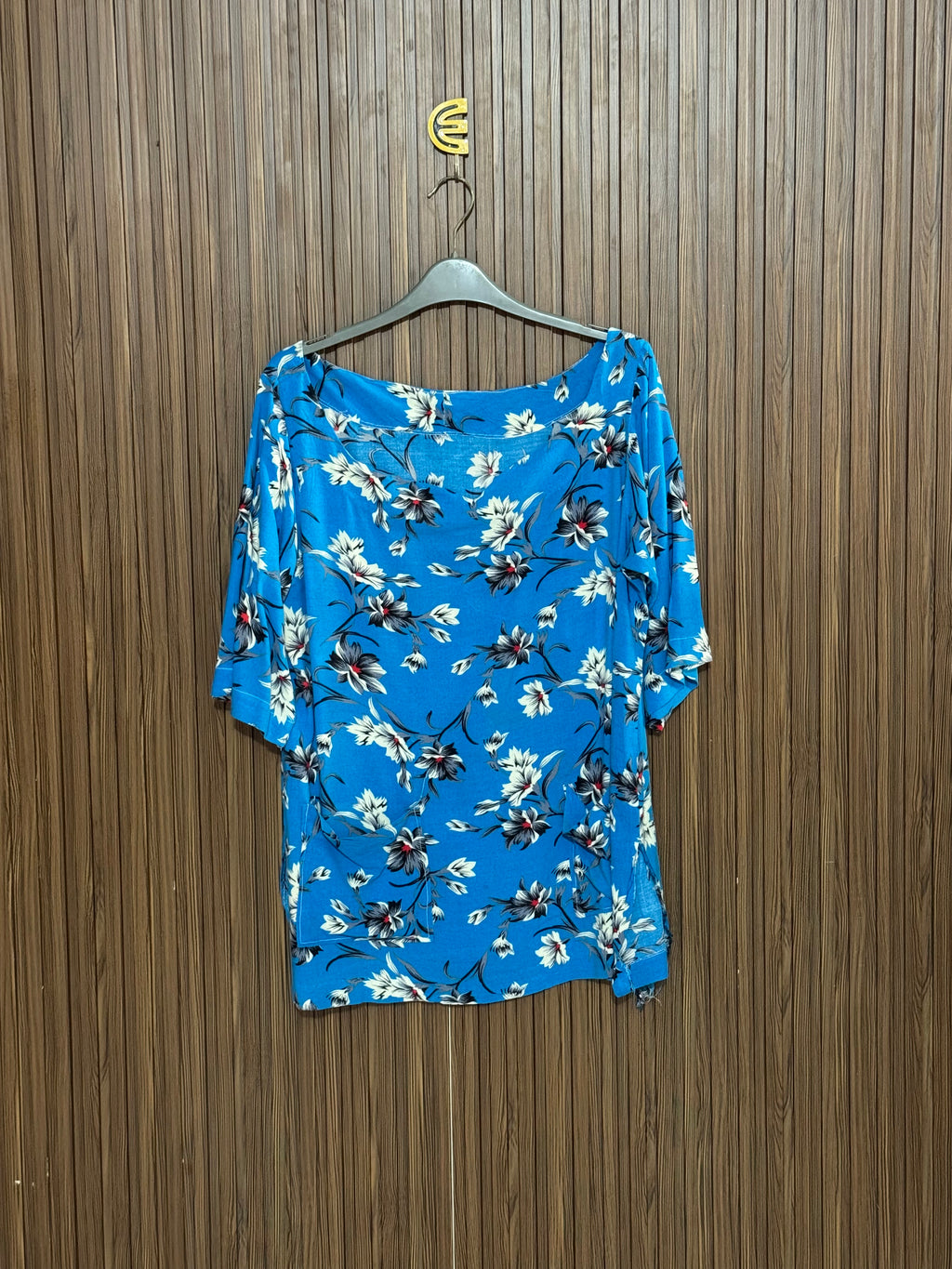 Chest 21 length 37 Fabric Nylon Flower Branch