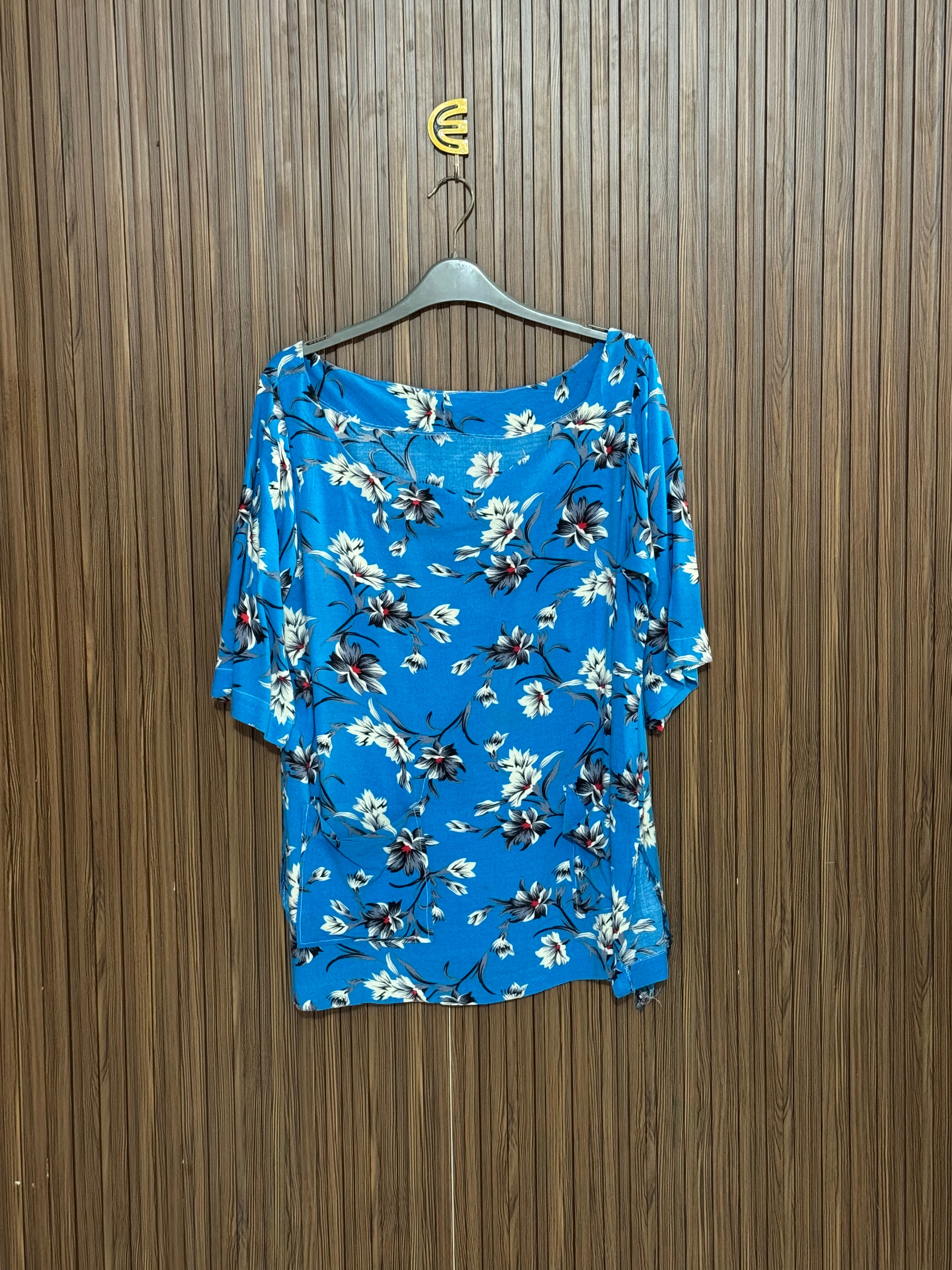 Chest 21 length 37 Fabric Nylon Flower Branch