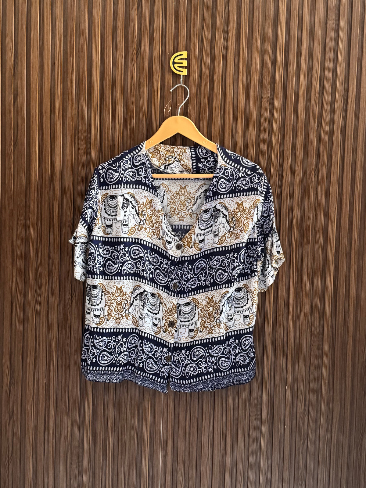 Chest 21 Length 21 Fabric Silk Sequin Style
