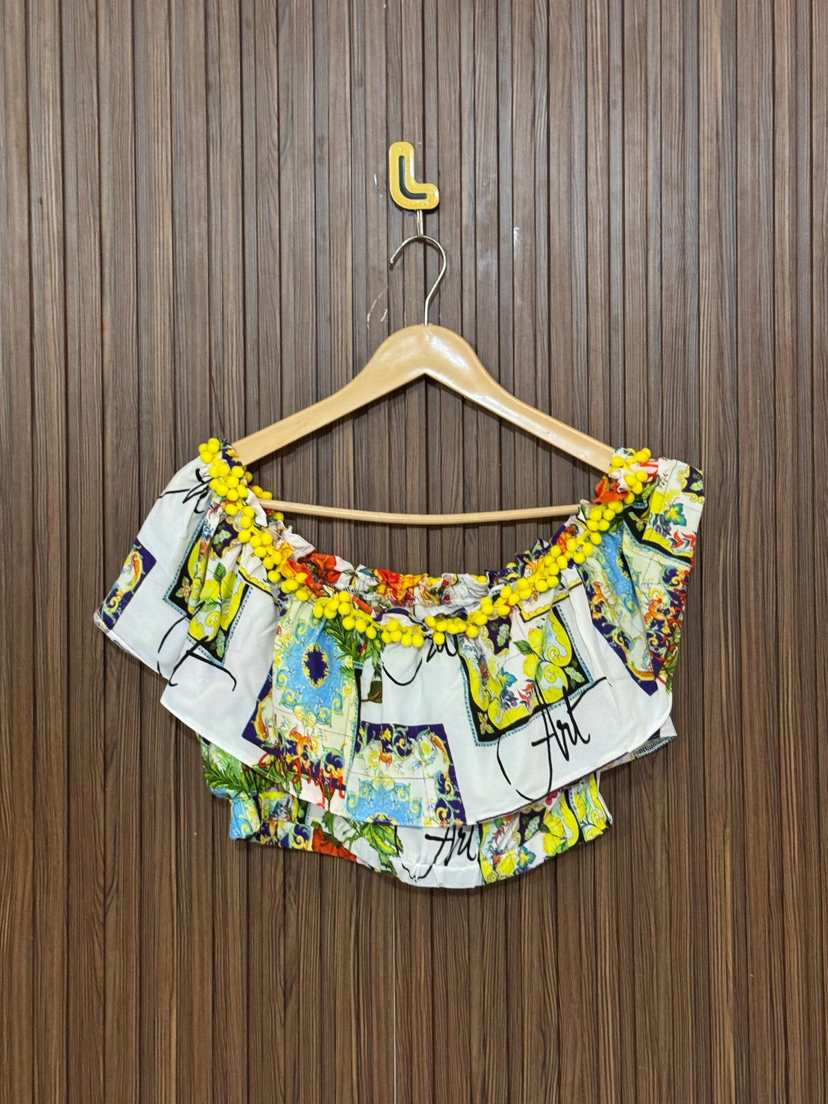 Chest 14 Length Medium Fabric Silk Minimal Crop Top