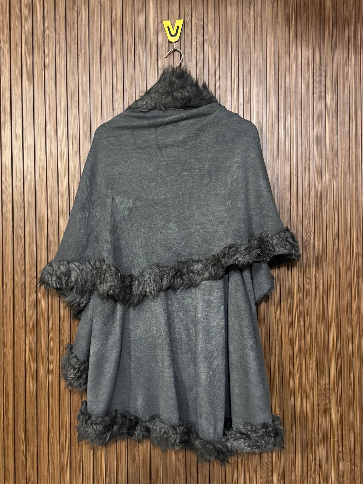 Chest Medium Length 31 Soft Wool Front Open