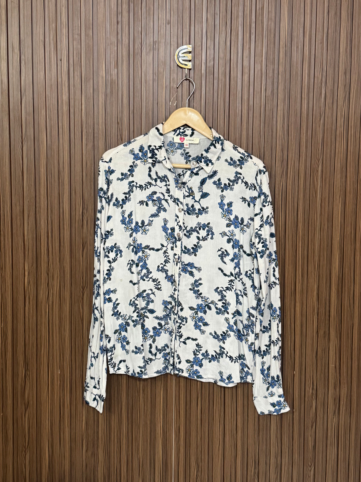 Chest 20 Length 22 Fabric Silk Flowy Top