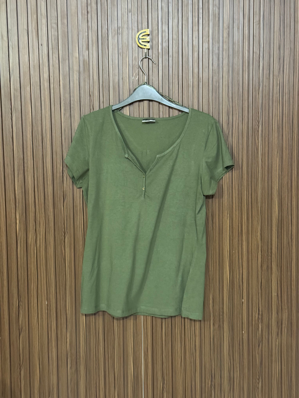 Chest 18 Length 25 Plain Basic Top
