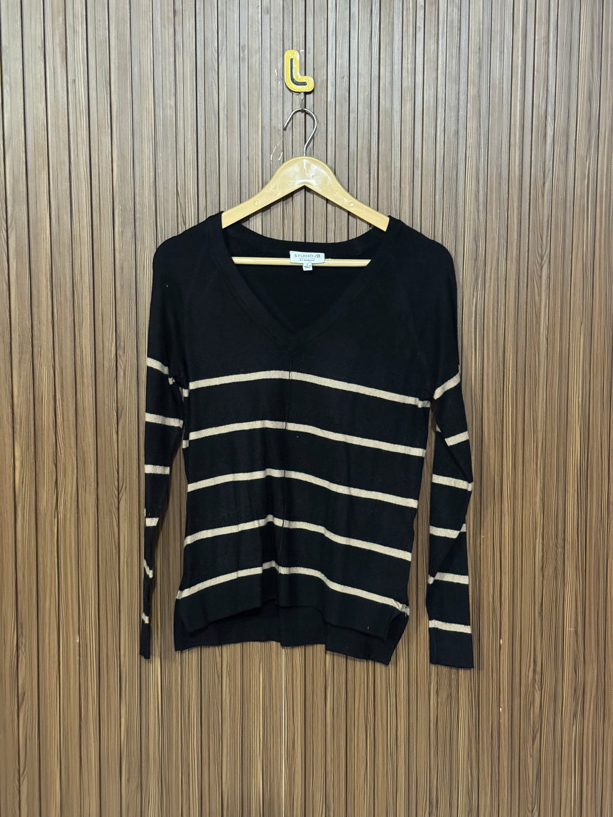Chest 16 Length 23 Flannel Knit Heavy Sweater