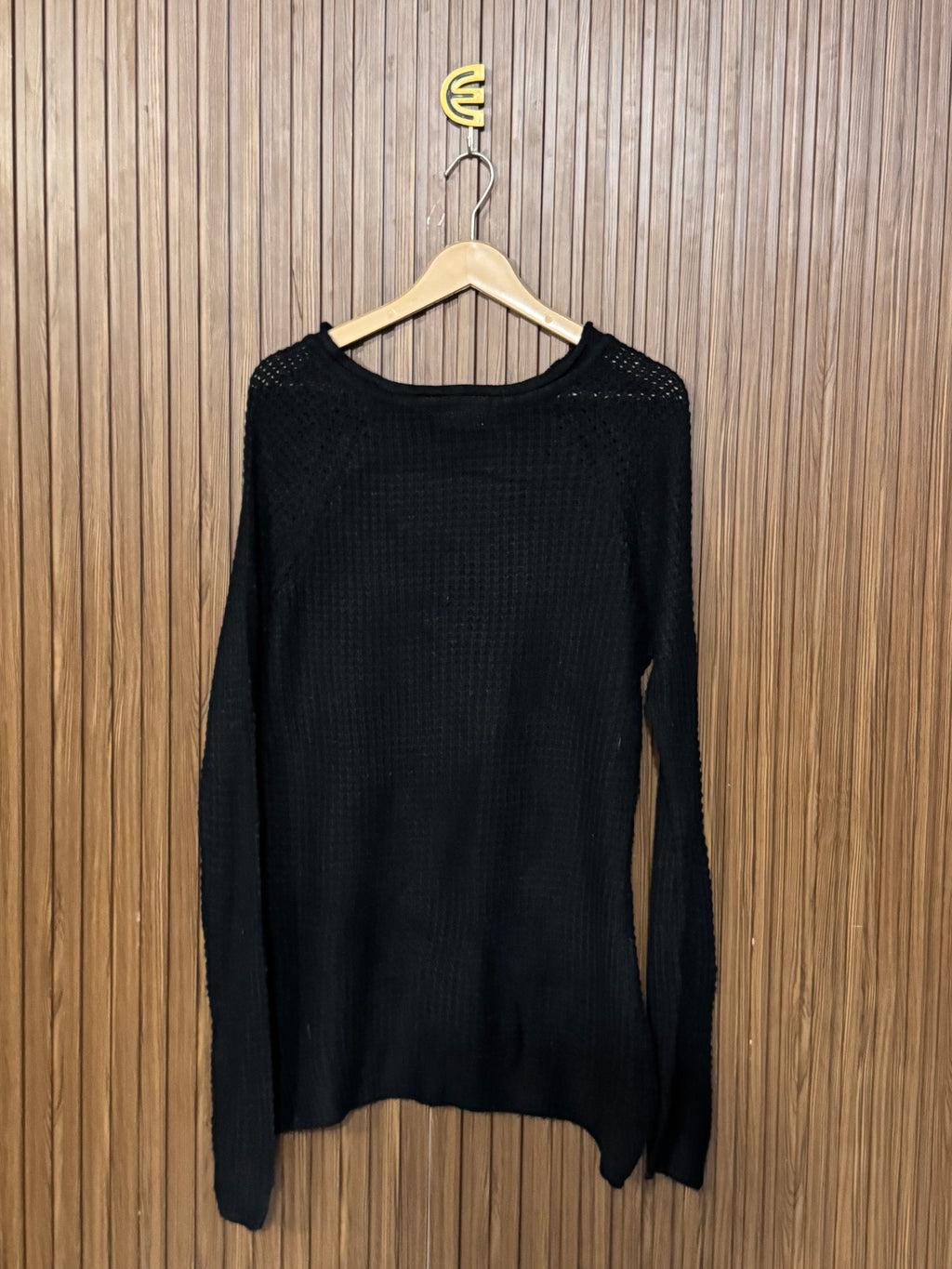 Chest 19 Length 29 Black Sweater