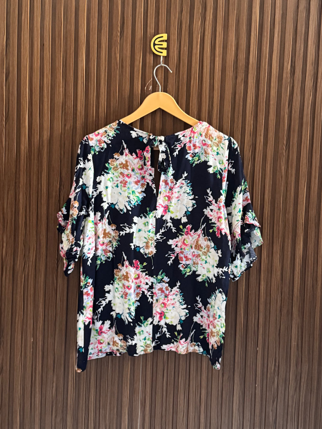 Chest 19 Length 24 Fabric Silk Flare Look