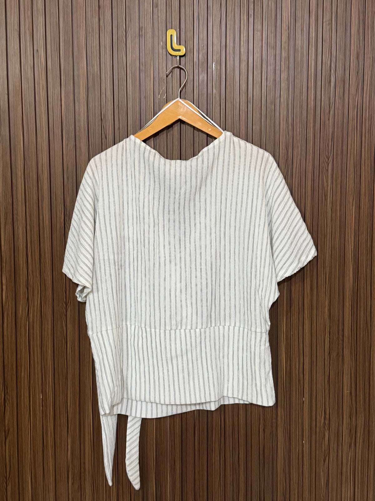 Chest 23 Length 23 Weekend Glow Crop Top
