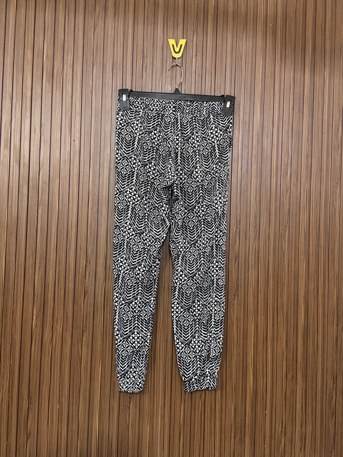 Waist 22 to 30 Length 33 Fabric Silk Winter Check
