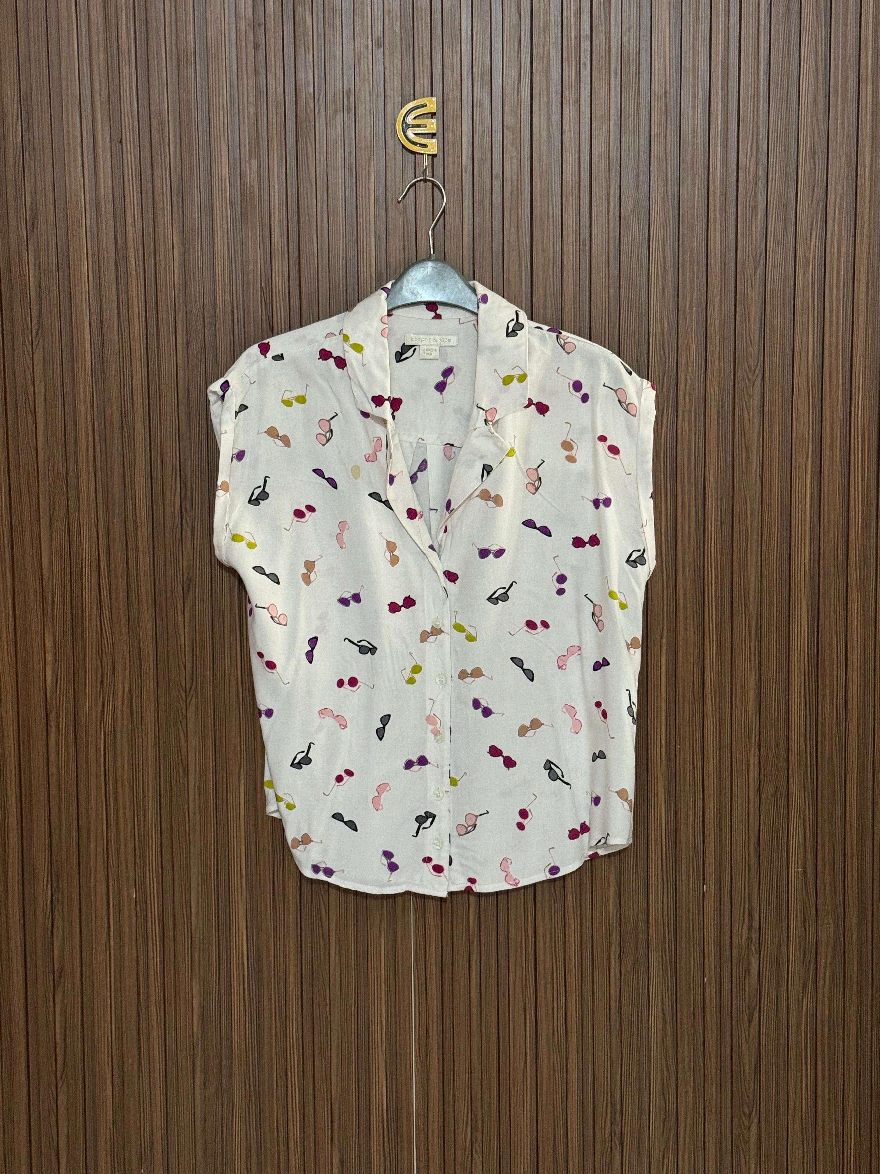 Chest 20 length 22 Fabric Loan White Novelty