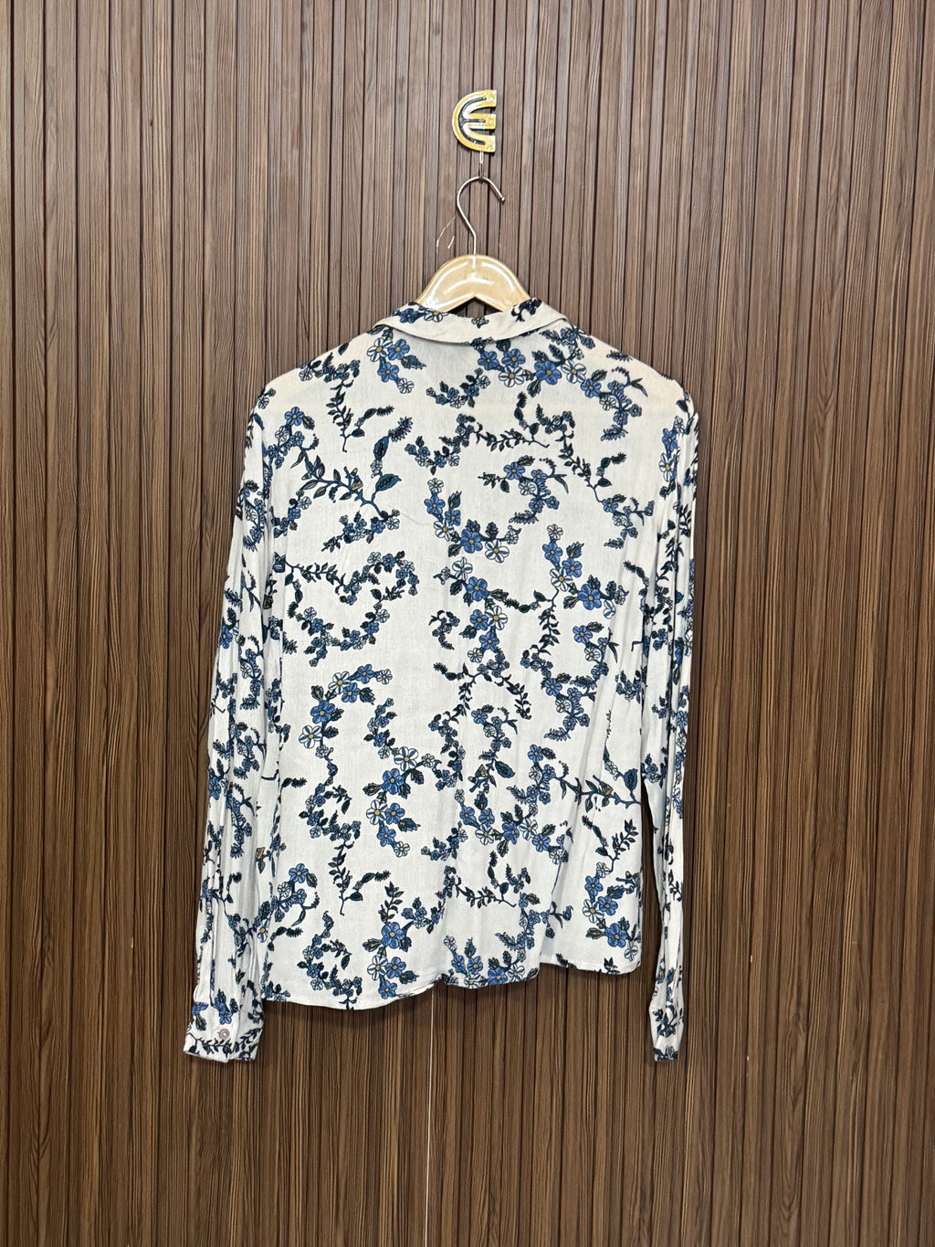 Chest 20 Length 22 Fabric Silk Flowy Top