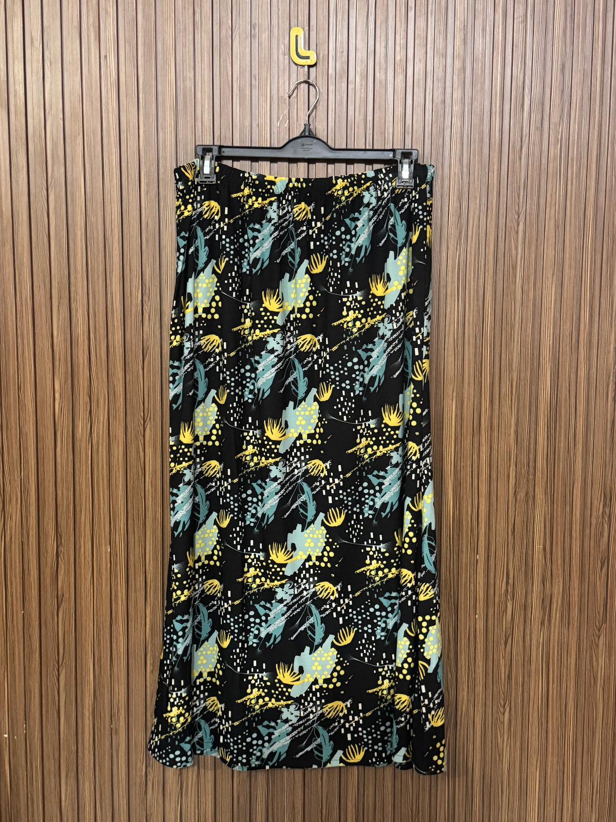Waist 34 to 36 Length 37 Fabric Silk Pleated Maxi Skirt
