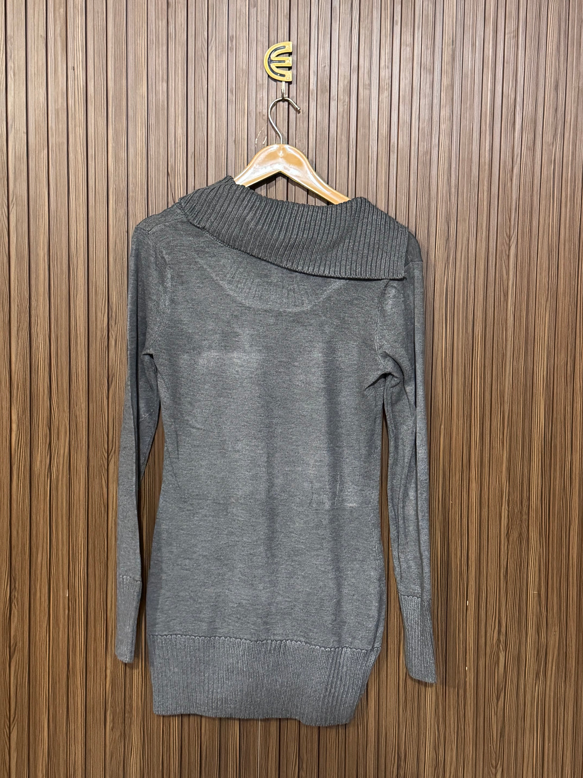 Chest 16 Lngth 28 Solid Sweater
