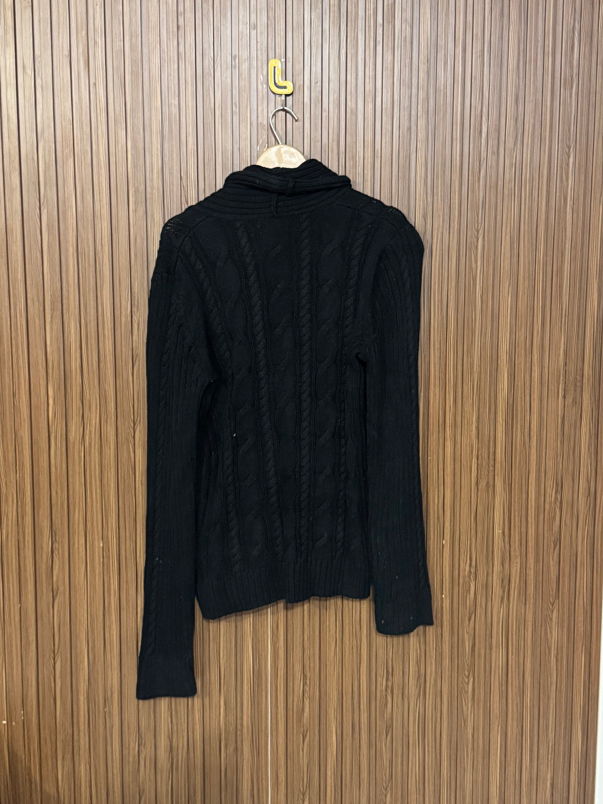 Chest 21 Length 26 Aura Heavy Sweater