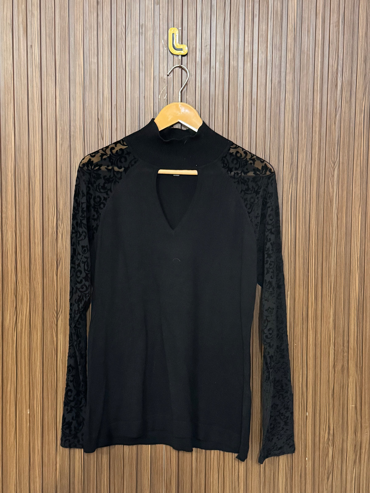 Chest 18 Length 25 Cable Knit Winter Top