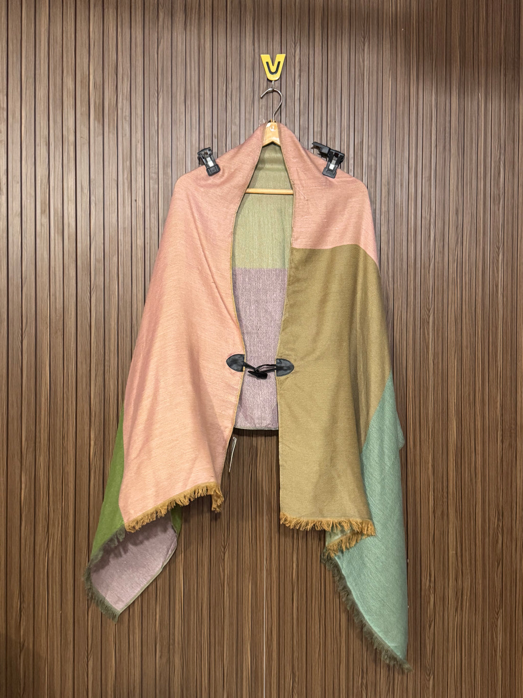 Western Royal Style Shawl