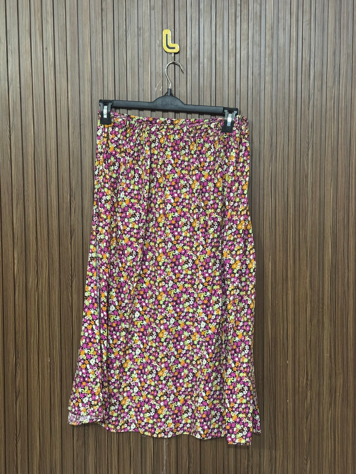 Waist 28 to 30 Length 30 Fabric Silk Trendy Skirt