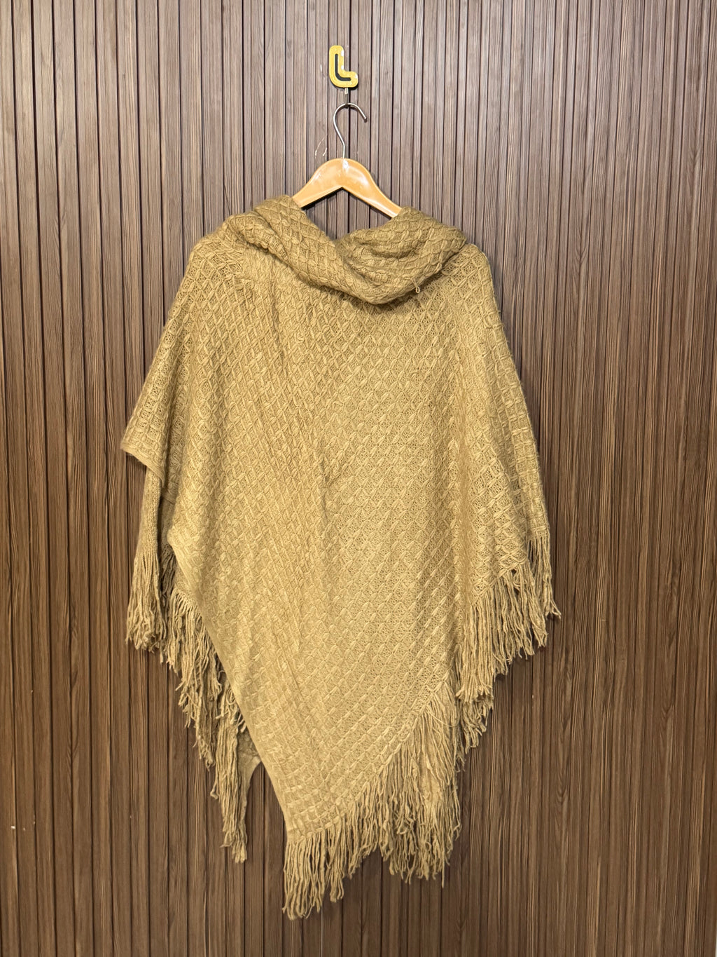 Pretty Cape Shawl