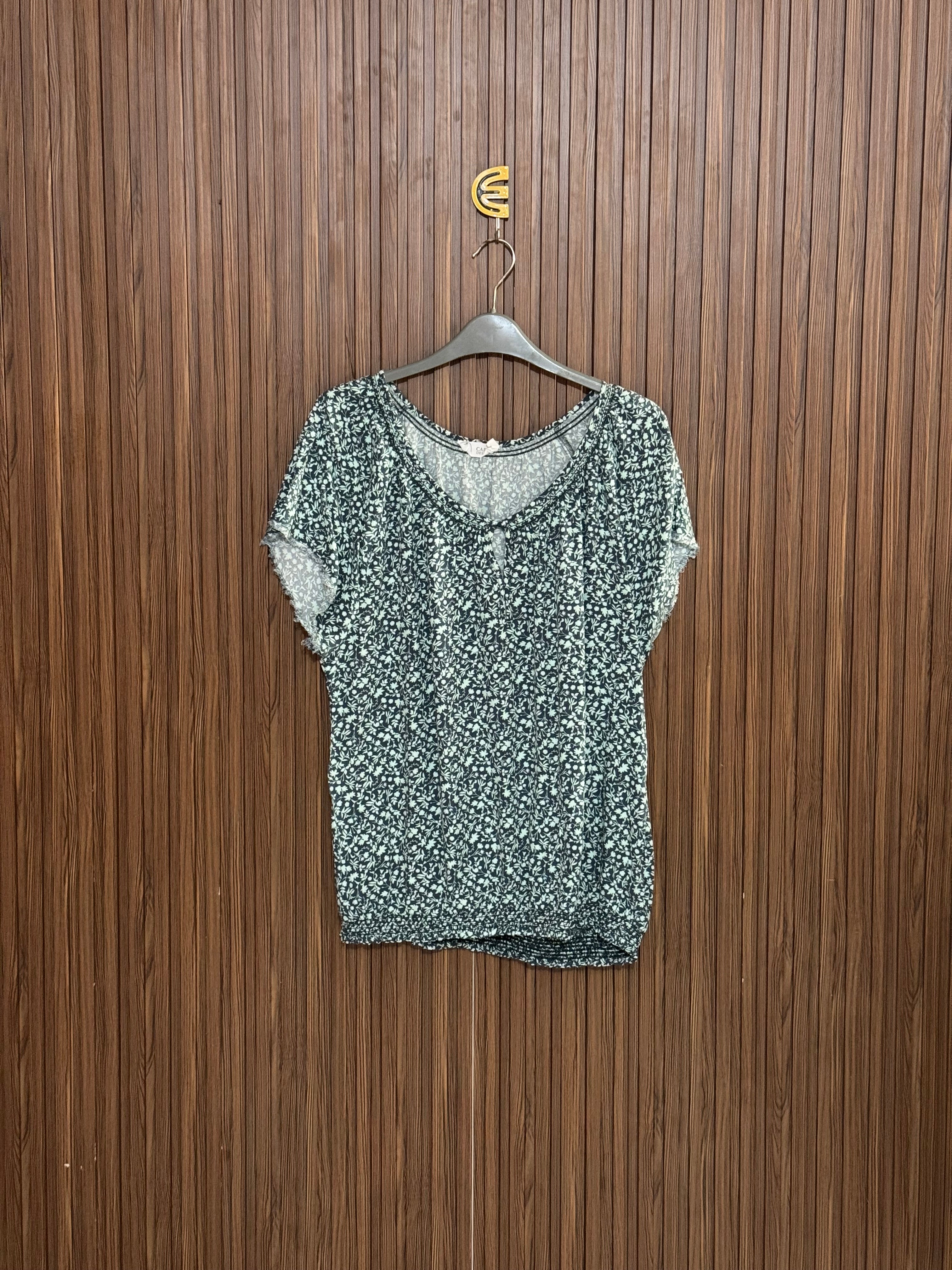 Chest 19 length 25 Fabric Nylon Green Floral Printed