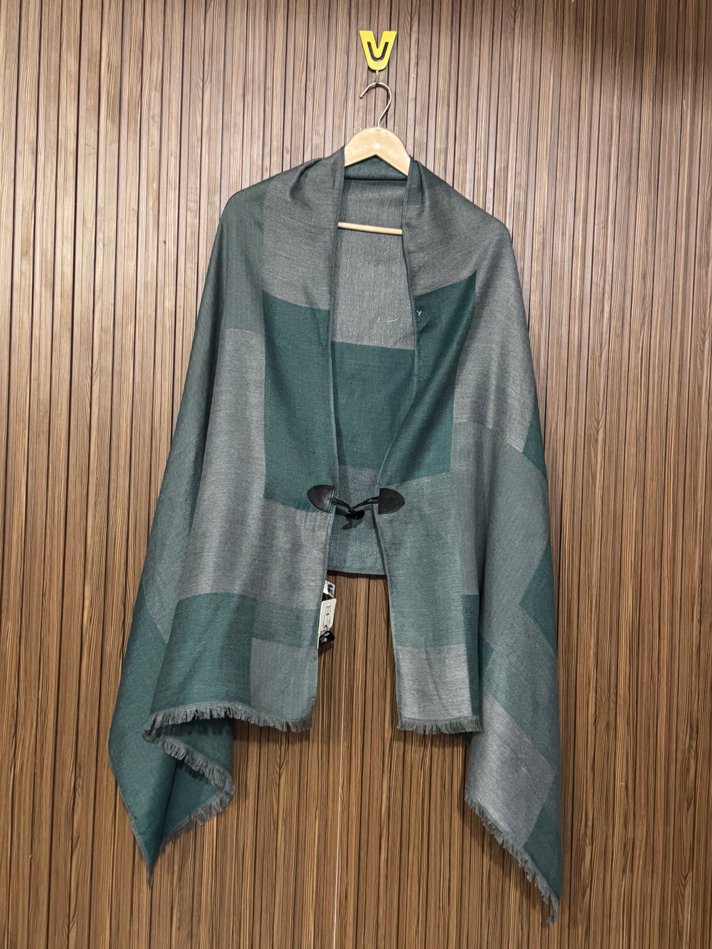 Western Classic Style Shawl