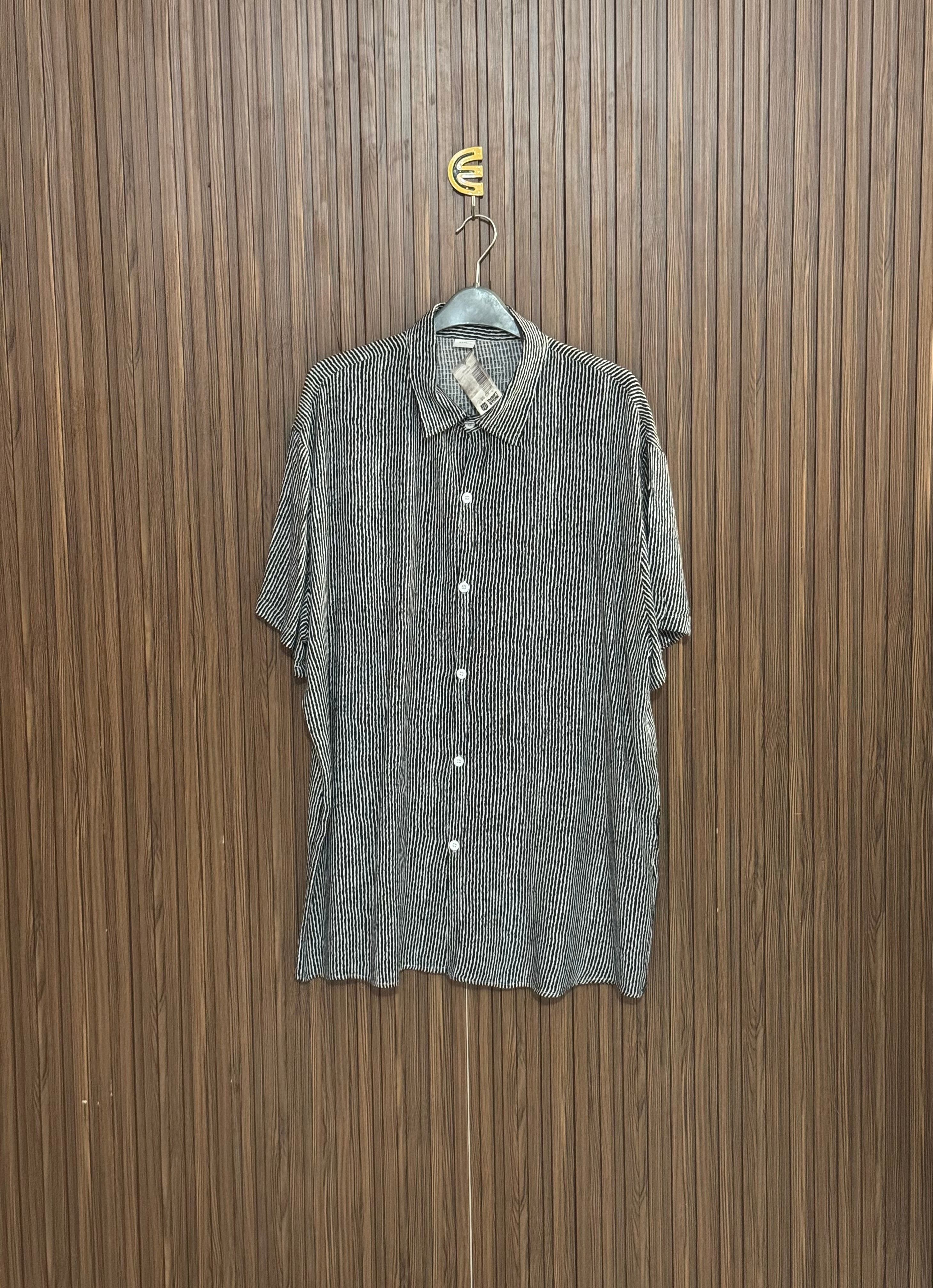 Chest 24 length 31 Fabric Nylon & Shifon Black Striped