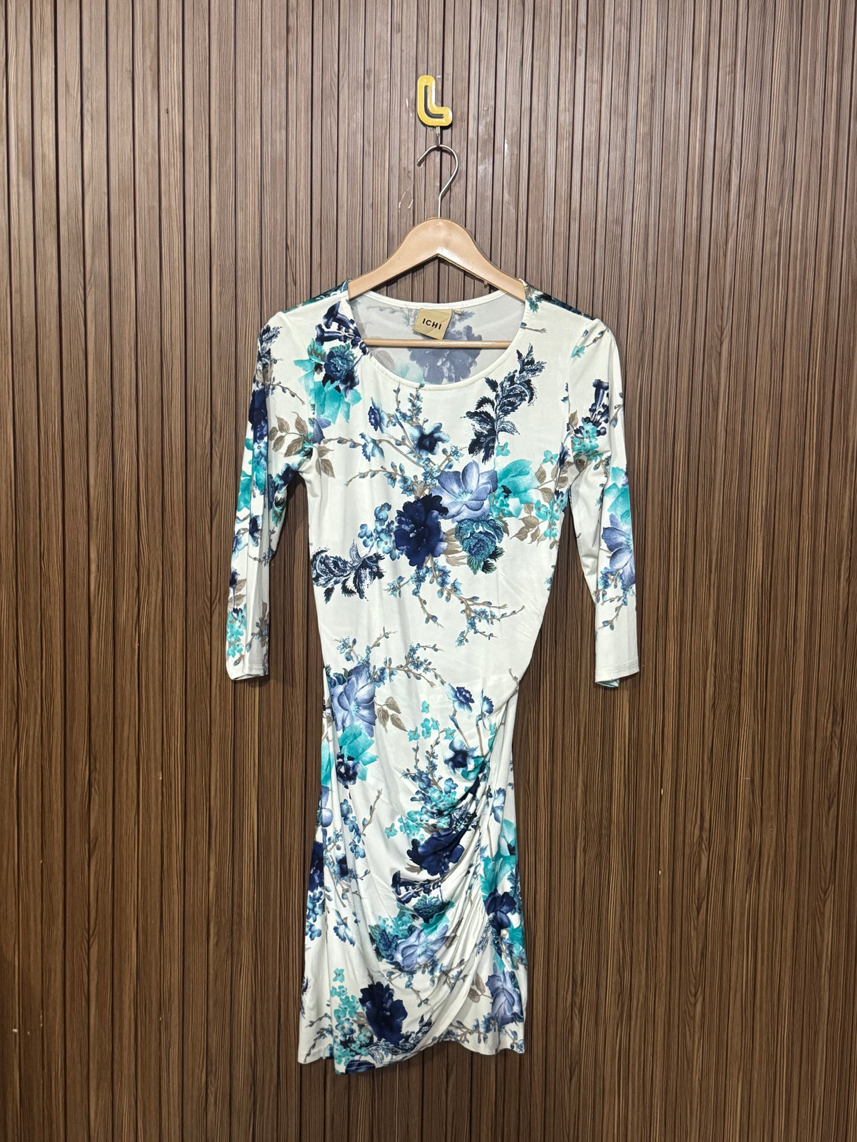 Chest 15 Length 36 Fabric Silk Moon Shine
