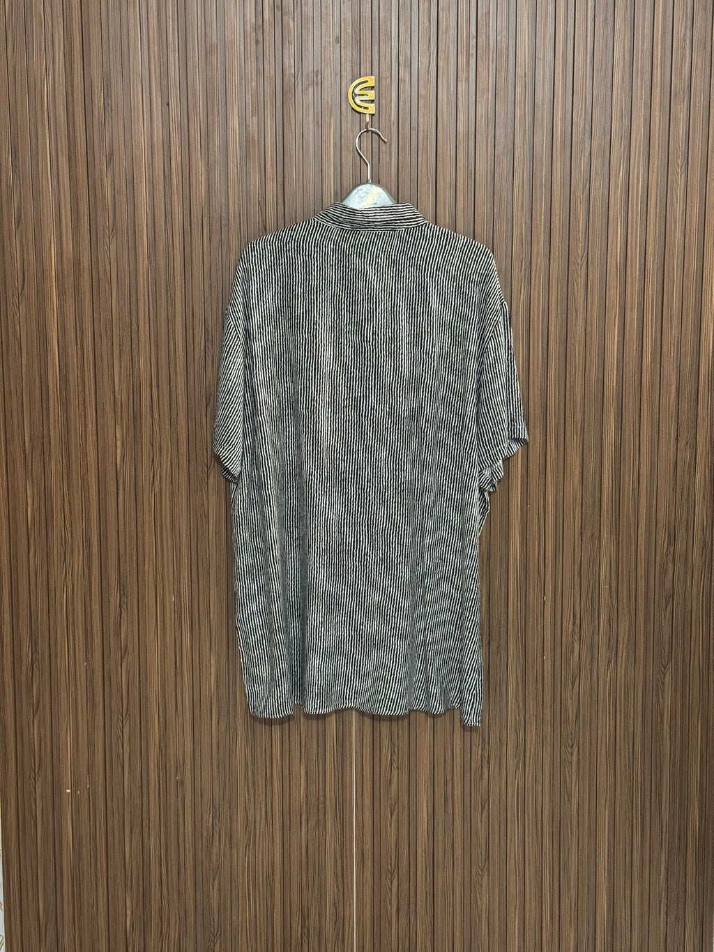 Chest 24 length 31 Fabric Nylon & Shifon Black Striped