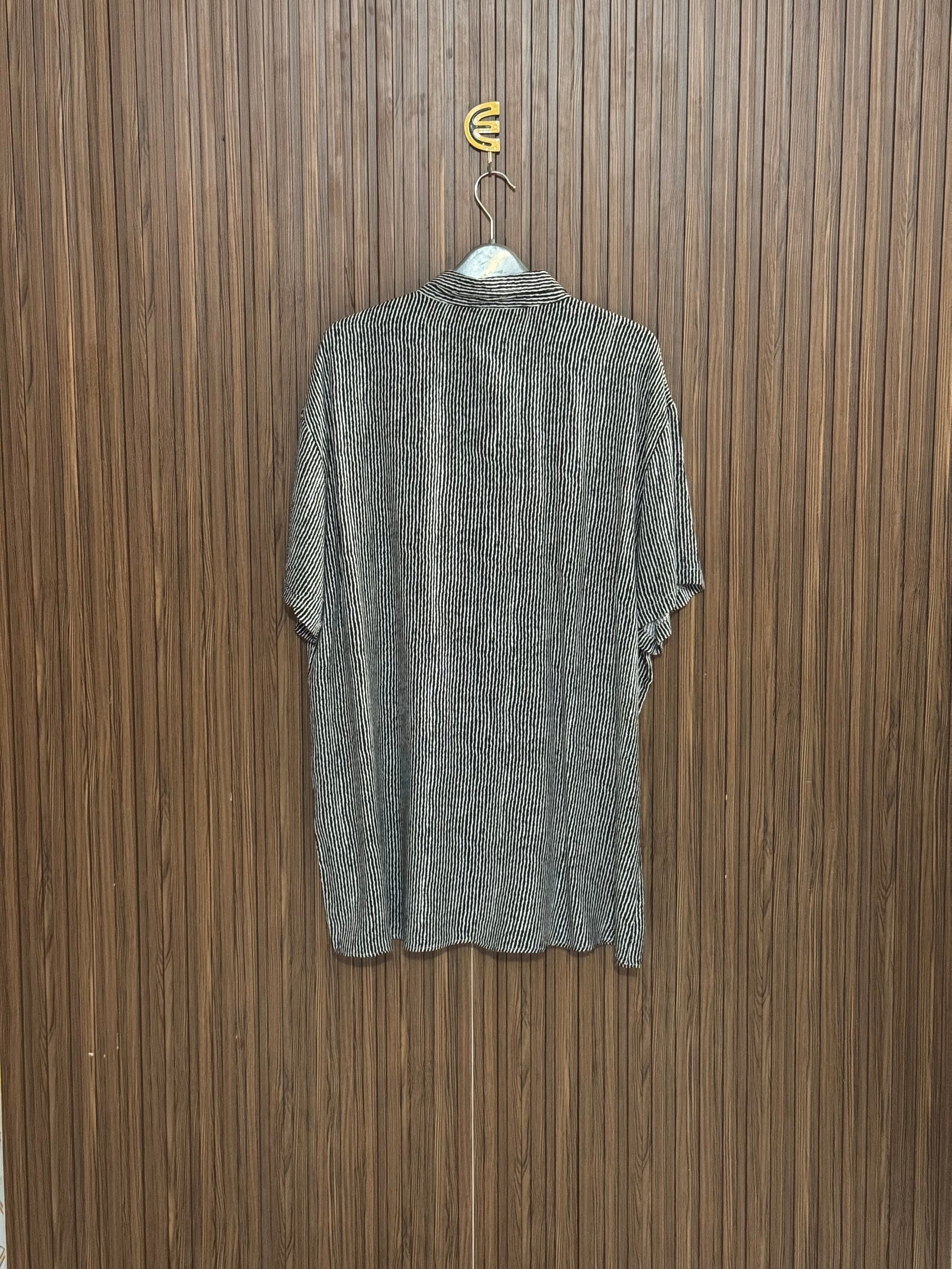 Chest 24 length 31 Fabric Nylon & Shifon Black Striped