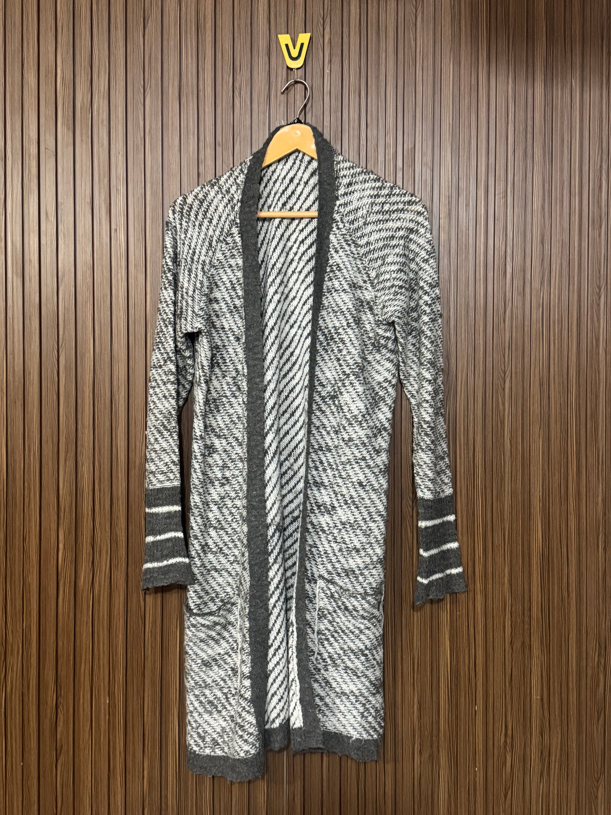 Chest Large Length 37 Button Knit Front Open