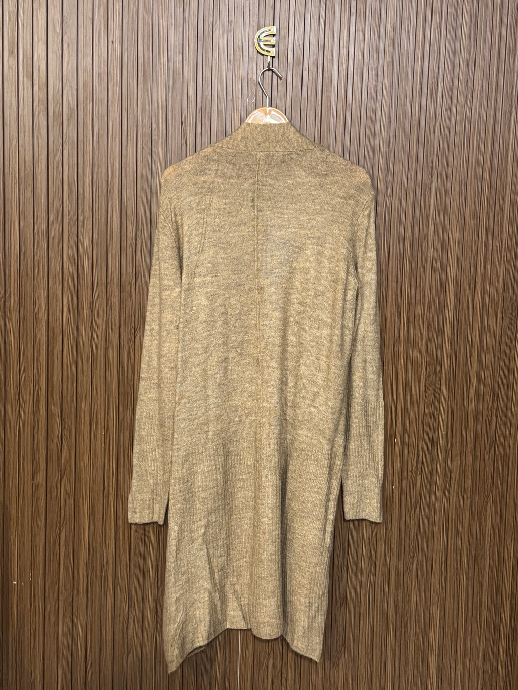 Chest Large Length 42 Simple Top