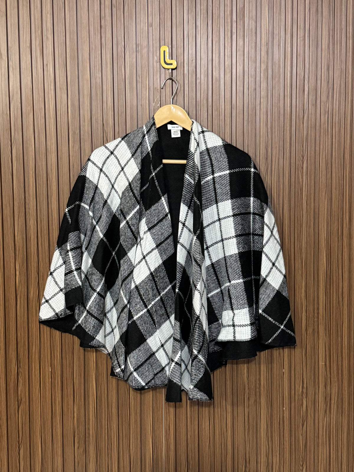 Simple Winter Cape Shawl