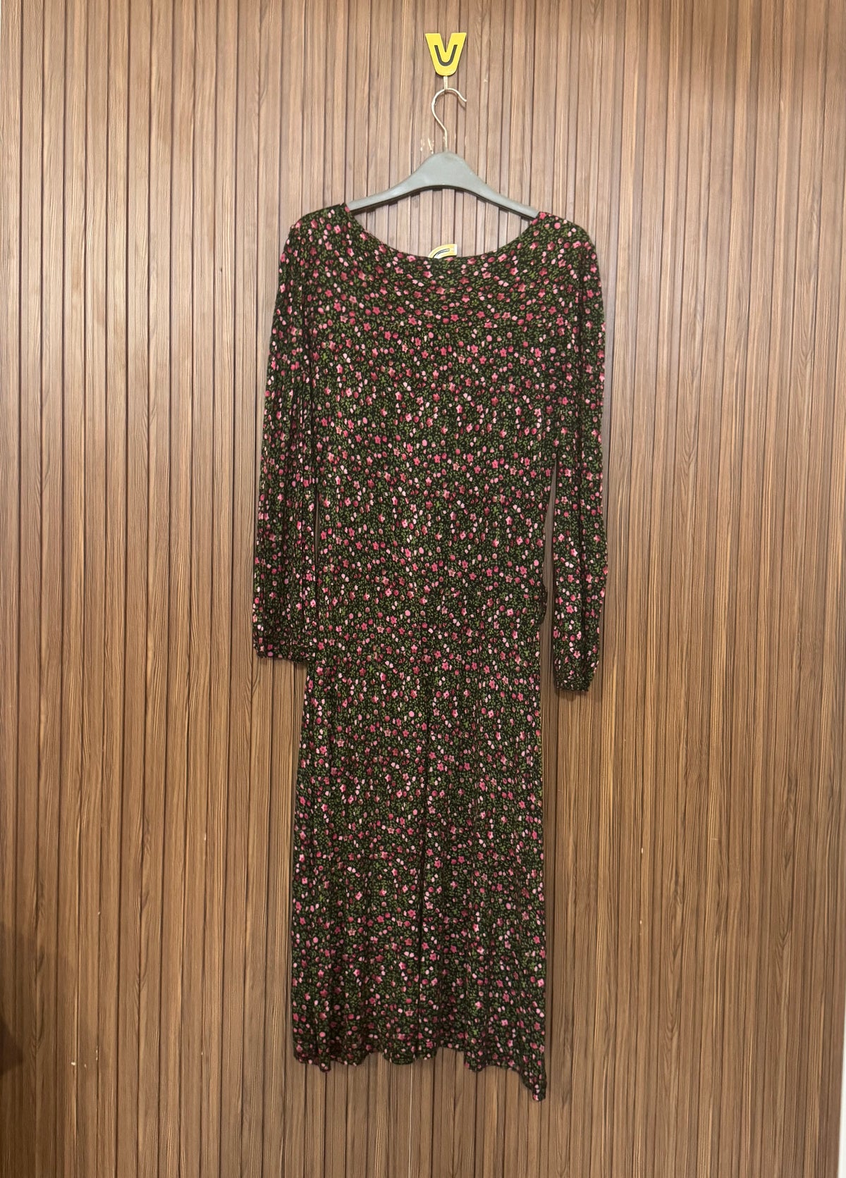 Chest 18 Length 46 Fabric Silk Modern Shine